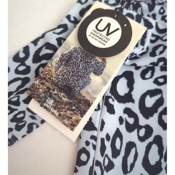 The Tiny Universe UV Protection Sunsuit Rash Guard UPF 50+ Snow Leopard 3 Months - Picture 3 of 4